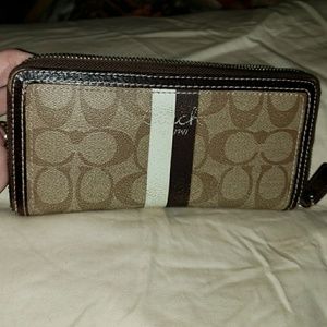 Coach Heritage Wallet